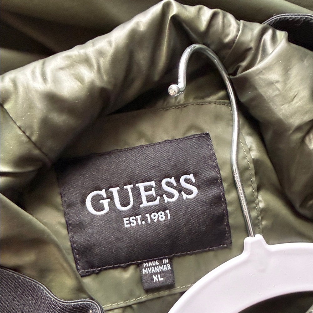 Guess Black Lightweight Jacket - image 4